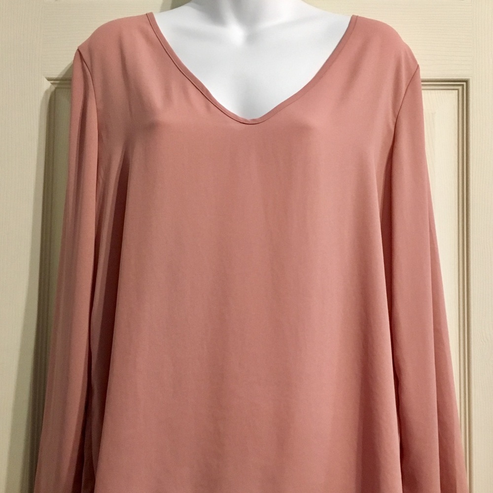 🌸 NWT 🌸 F21 Millennial Pink Blouse 🌸 - Picture 2 of 5
